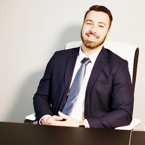 Meet your Posher, Christian